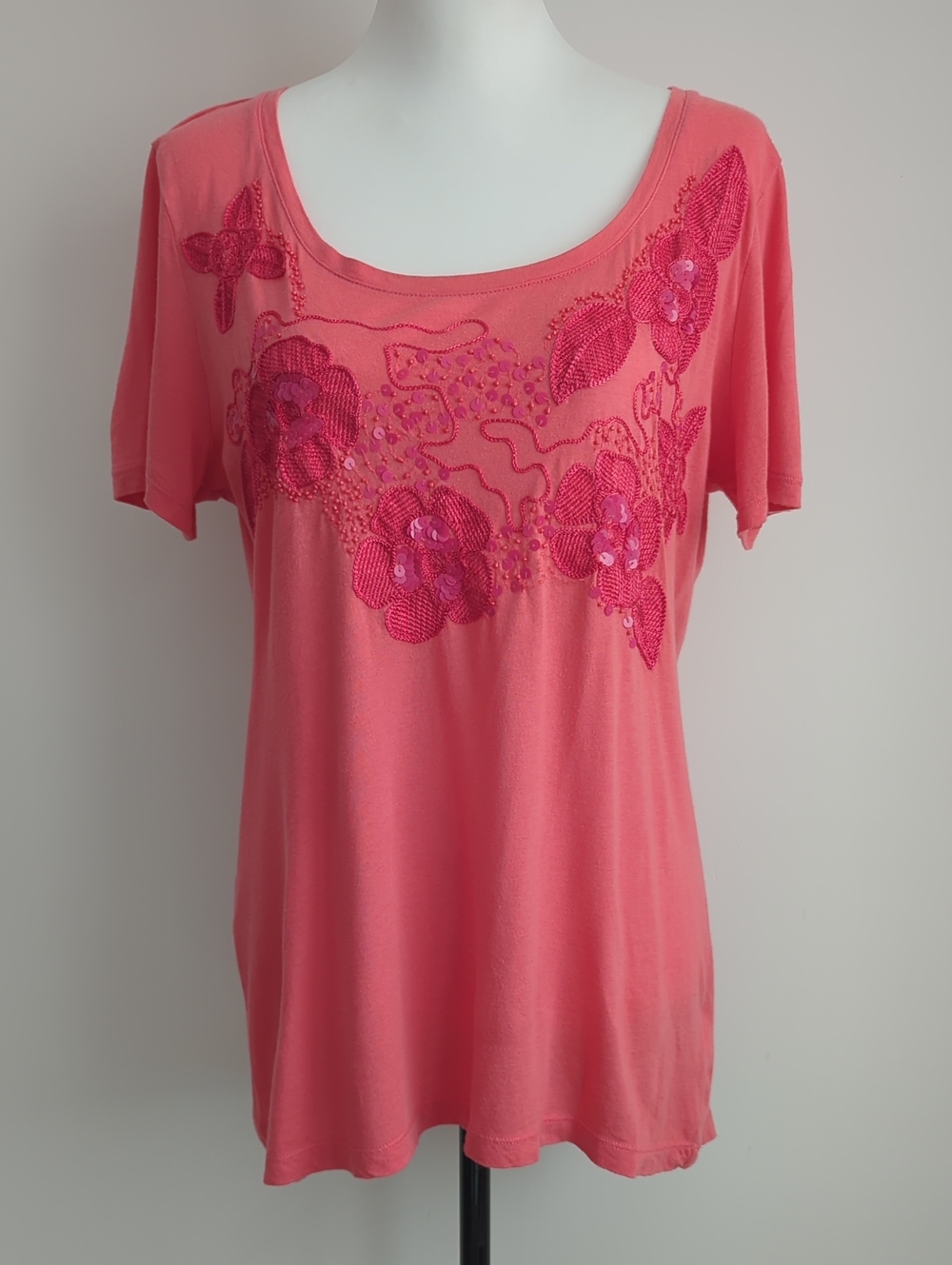 Embellished Coral Short-Sleeve Scoop Neck Tee